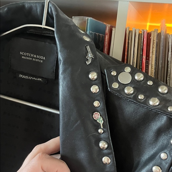 Scotch & Soda Black Studded Leather Biker Jacket with Red Accent - Picture 4 of 9